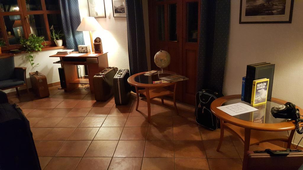 Magita Hotel Basko Buitenkant foto